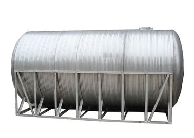 Assmeblingを溶接するシリンダー形の横の水貯蔵タンク